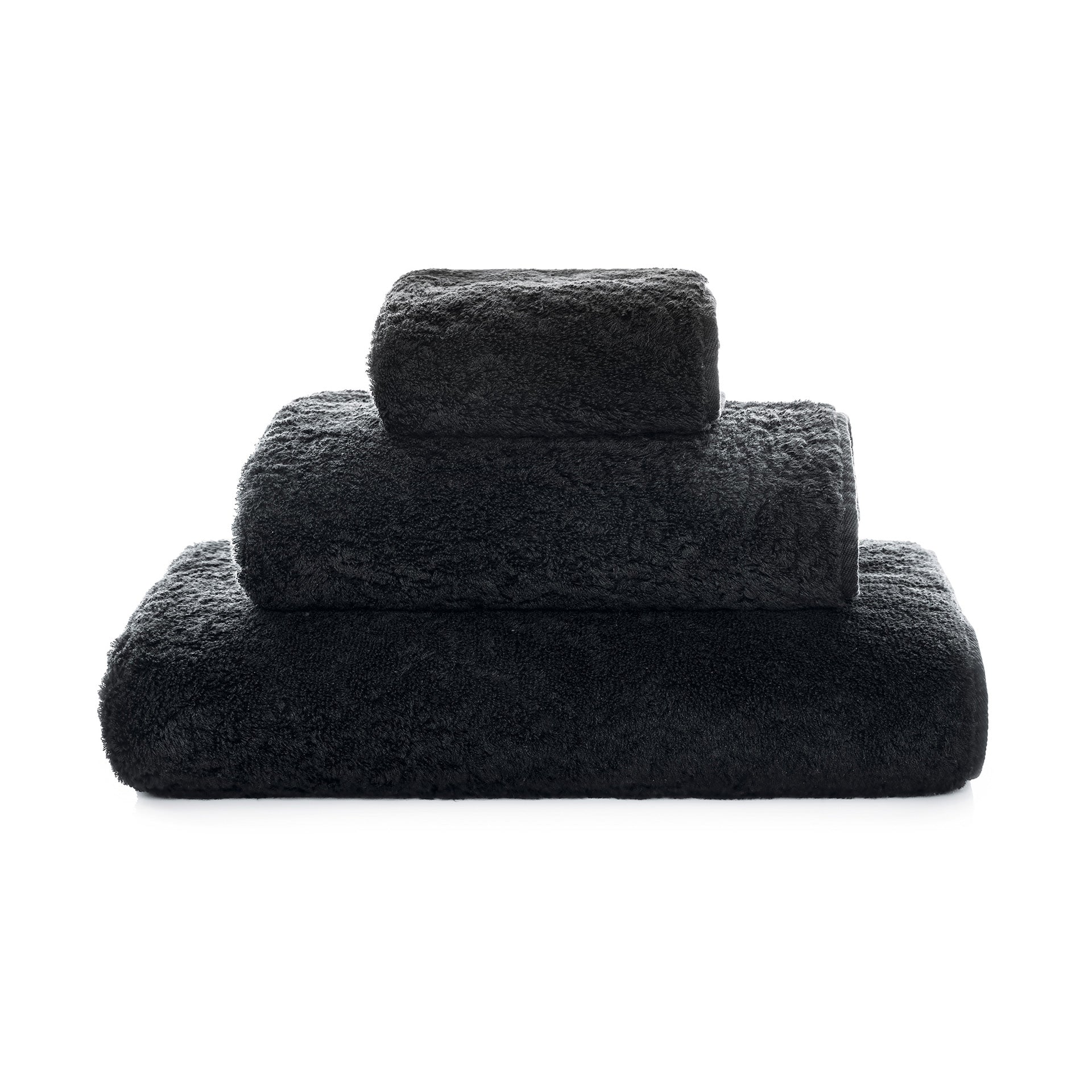 Egoist luxury towel made from Egyptian ELS cotton, 800 GSM, antibacterial, soft and voluminous, with hanger and rounded corners