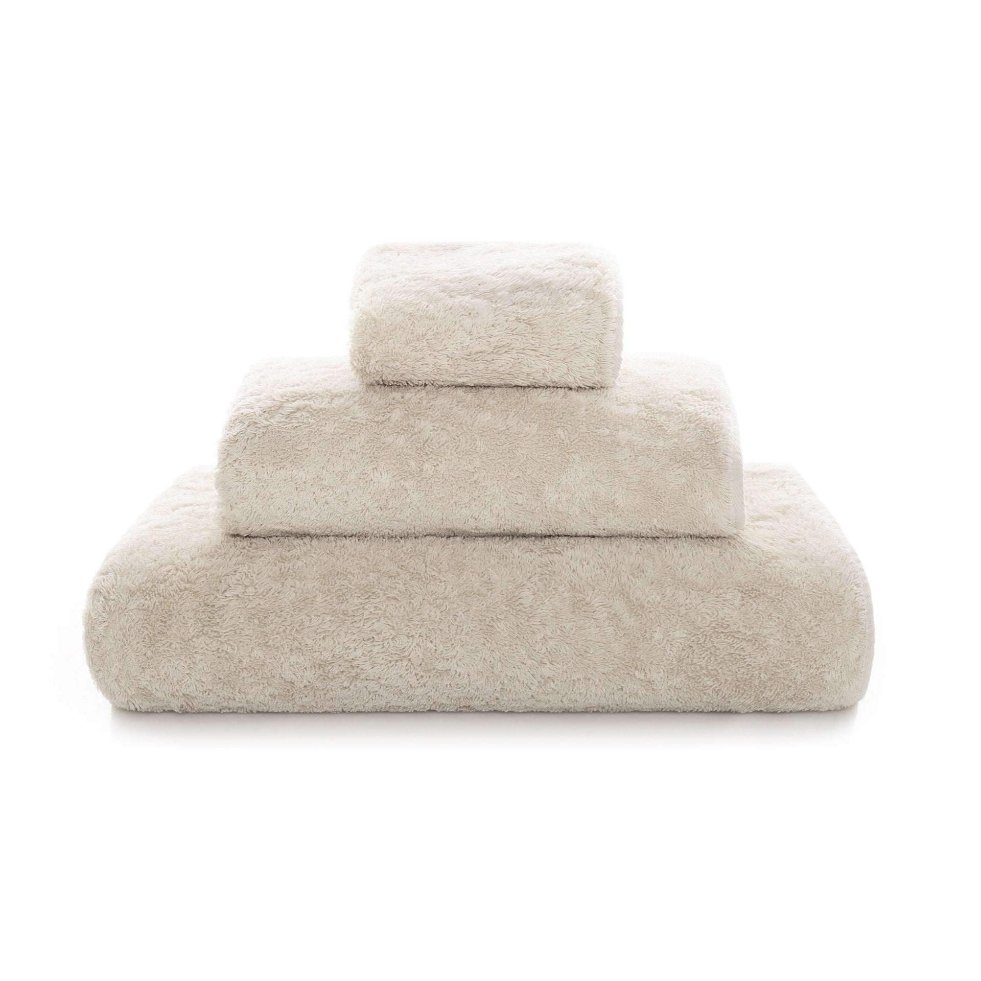 Egoist luxury towel made from Egyptian ELS cotton, 800 GSM, antibacterial, soft and voluminous, with hanger and rounded corners
