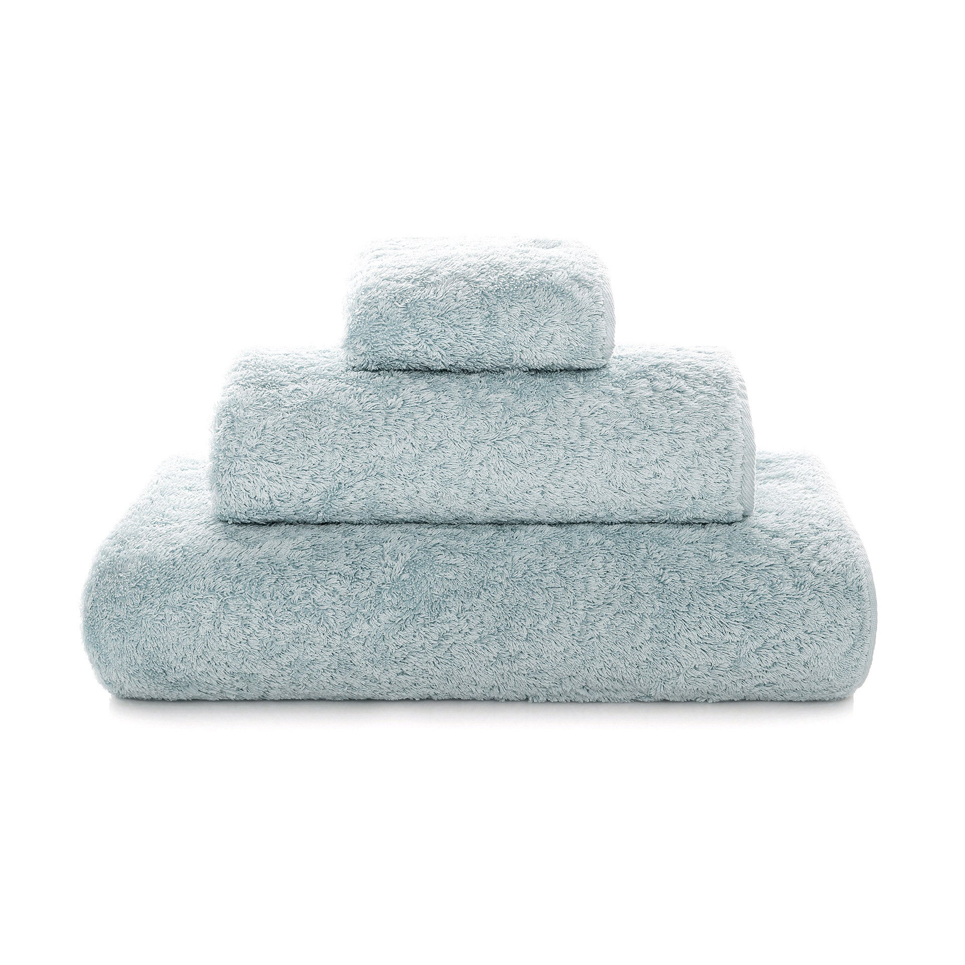 Egoist luxury towel made from Egyptian ELS cotton, 800 GSM, antibacterial, soft and voluminous, with hanger and rounded corners