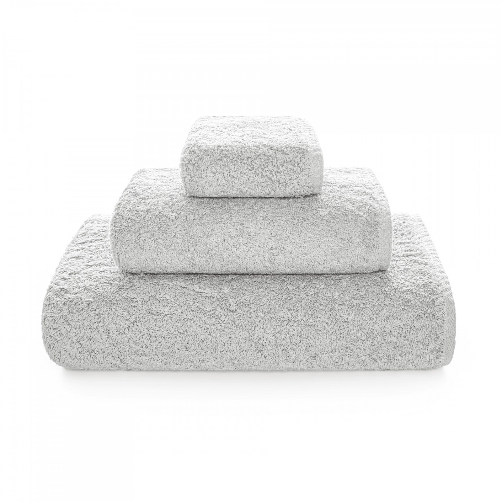 Grand Egoist towel made from rare Sea Island cotton, 800 GSM, ultra soft and certified with numbered hologram, pre-washed and double-stitched