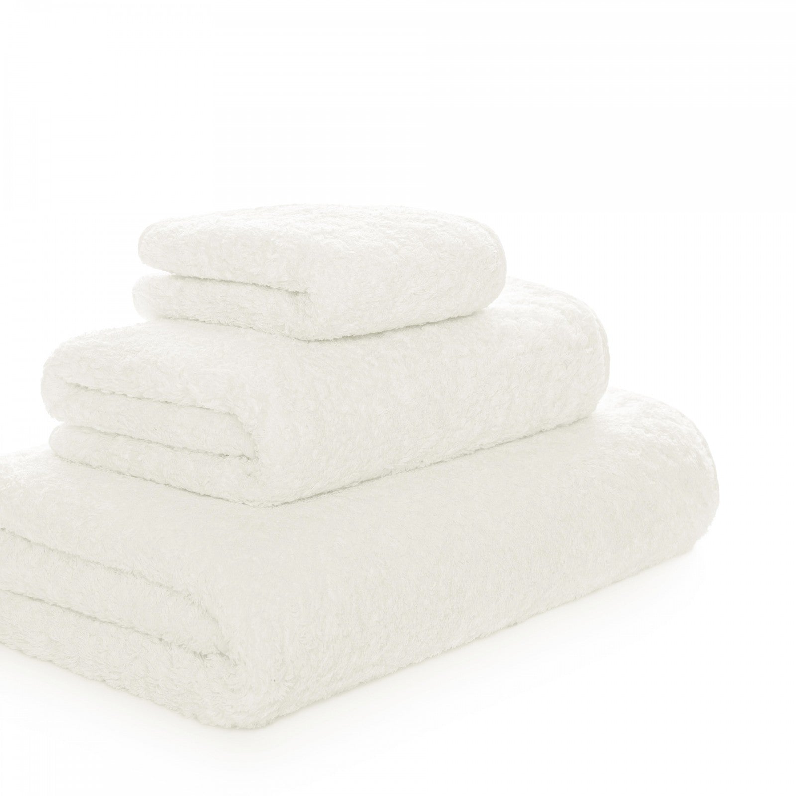 Grand Egoist towel made from rare Sea Island cotton, 800 GSM, ultra soft and certified with numbered hologram, pre-washed and double-stitched