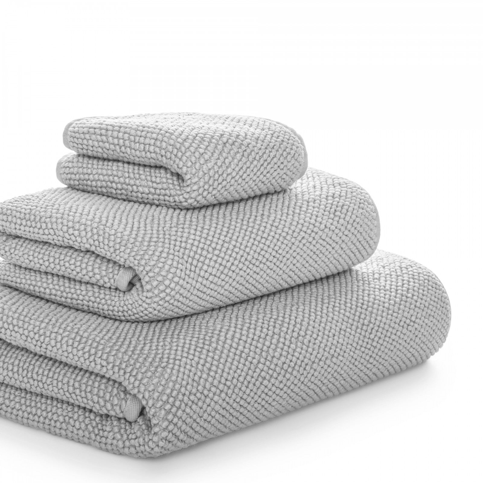 Pearls luxury cotton towel with long-staple fibers, 850 GSM density, pre-washed and pre-shrunk, ultra soft and highly absorbent