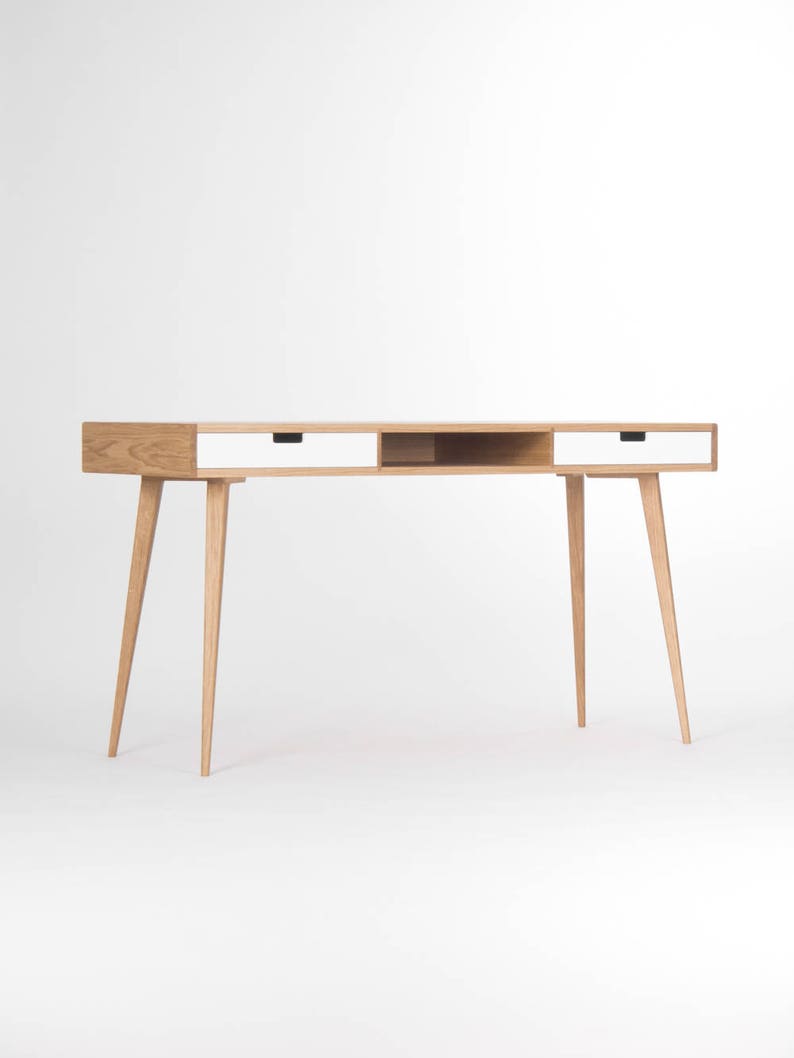 HEIM 2 RECESS desk with two drawers and recessed open shelf, solid oak, customizable fronts, and hardwax oil finish