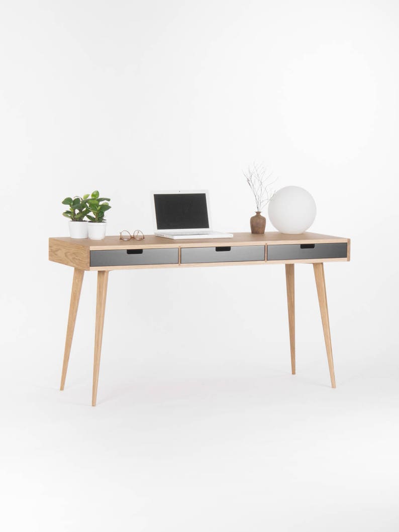 HEIM 3 office desk with three drawers, oak veneer, customizable black fronts, finished with hardwax oil
