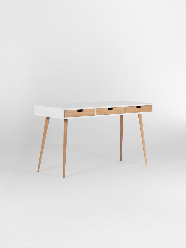 HEIM 3 WHITE oak office desk with white-toned finish, three drawers, customizable fronts, and hardwax oil protection