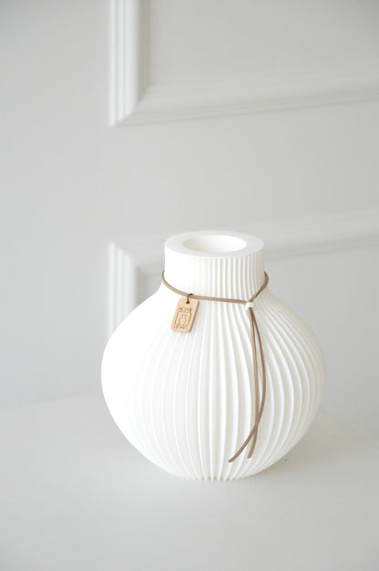 Lavender 3D Printed Vase - Luxury Decorative Accessories by Cozie
