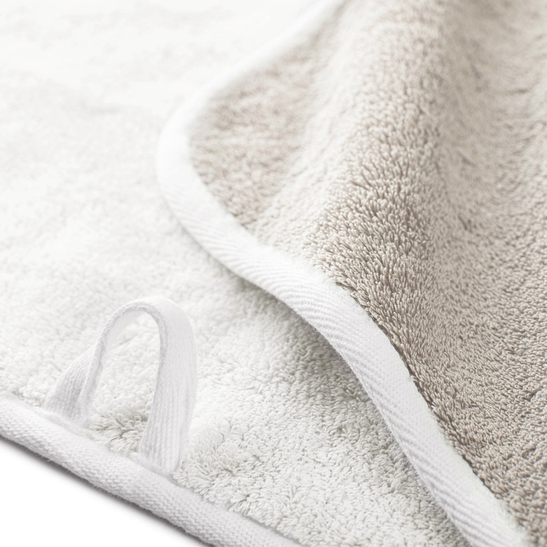 Bicolore Towels - Luxury Bathroom Accessories by Cozie 