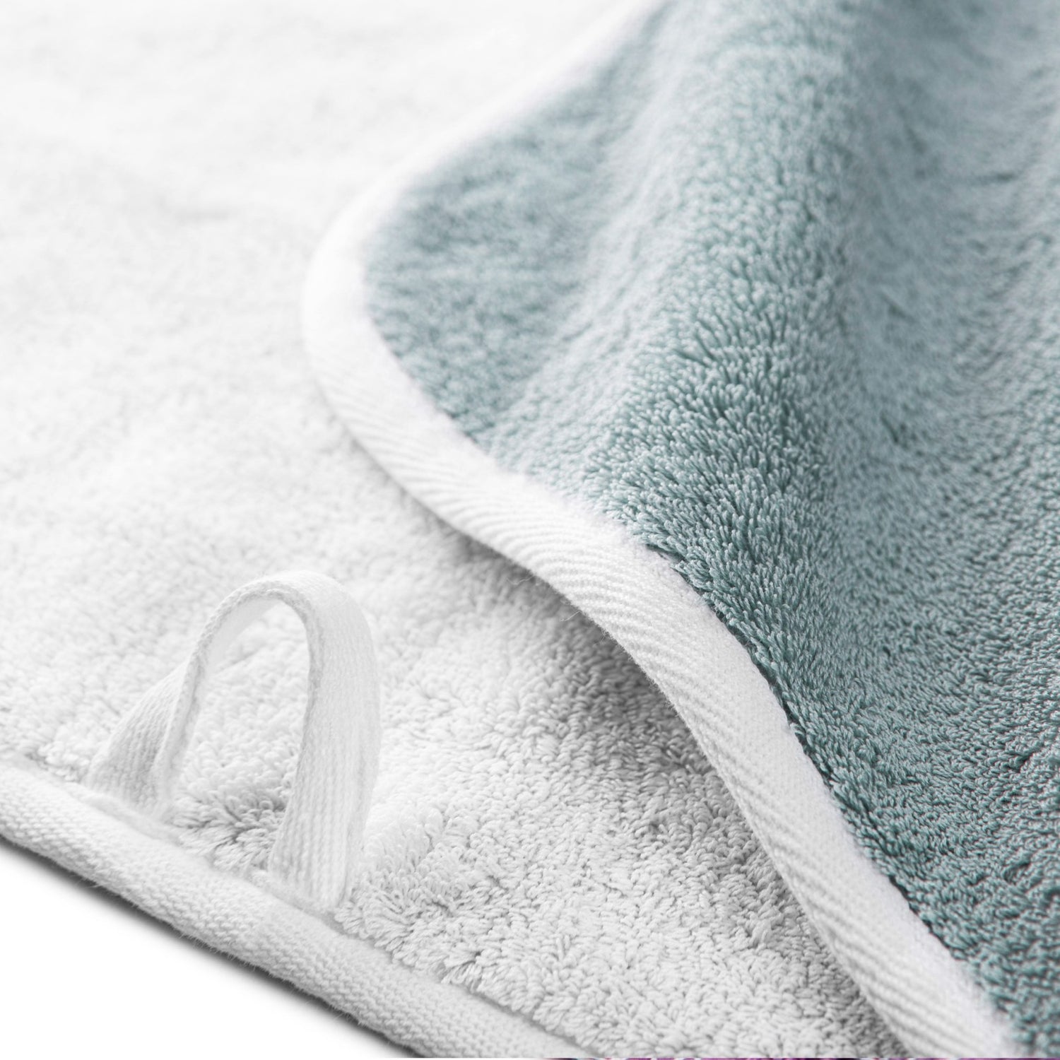 Bicolore Towels - Luxury Bathroom Accessories by Cozie 