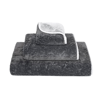 Bicolore Towels - Luxury Bathroom Accessories by Cozie 