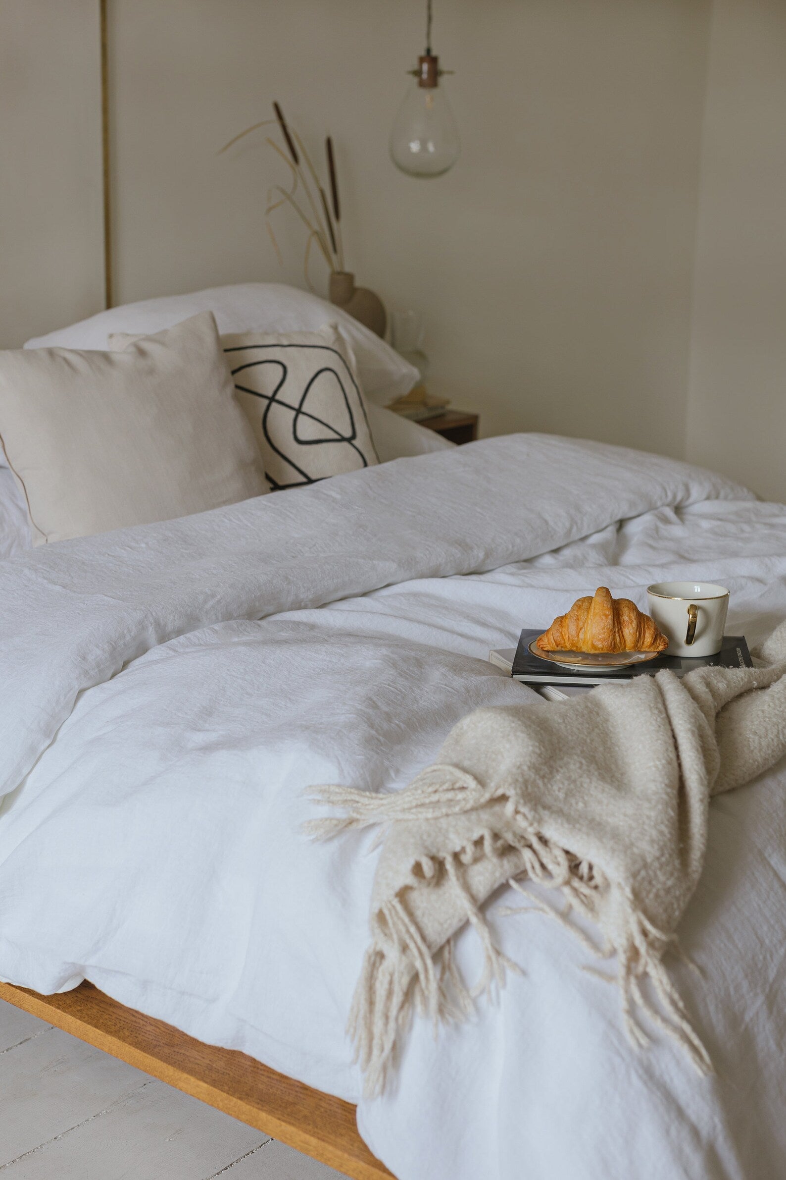 Linen Bed Set - Luxury Bedding by Cozie