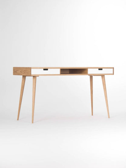 HEIM 2 RECESS desk with two drawers and recessed open shelf, solid oak, customizable fronts, and hardwax oil finish