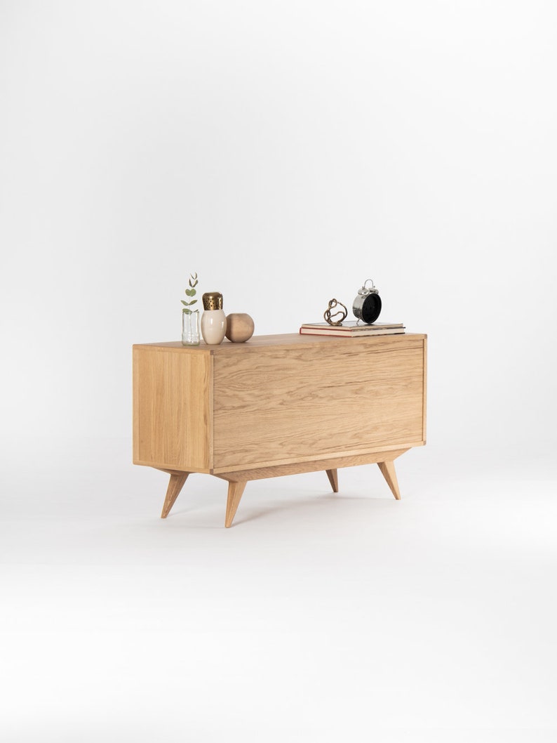 HEIM 6 sideboard with spacious drawers, customizable fronts, solid oak, minimalist design