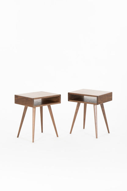 HEIM 0 nightstand in walnut veneer with hardwax oil finish, minimalist design suited for bedside or accent use
