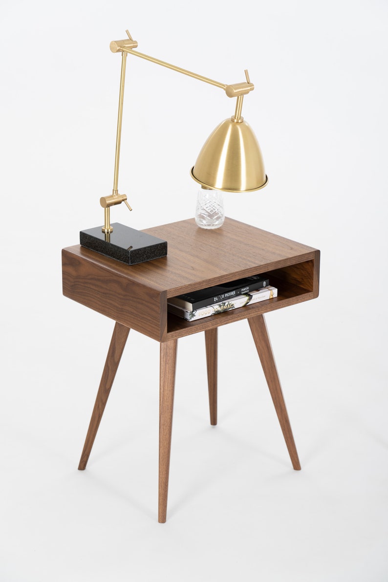 HEIM 0 nightstand in walnut veneer with hardwax oil finish, minimalist design suited for bedside or accent use