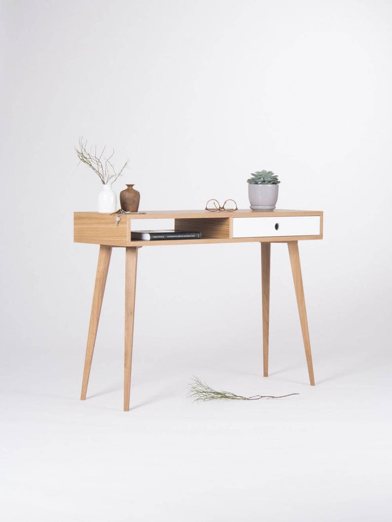 KUUB 1 | Oak Console Table - Luxury Furniture by Cozie