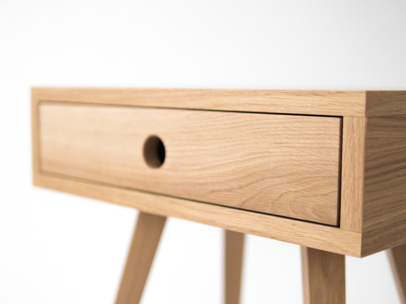 KUUB 1 | Oak Nightstand - Luxury Furniture by Cozie