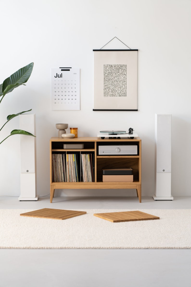 TONN 101 | Oak Media Cabinet - Luxury Furniture by Cozie 
