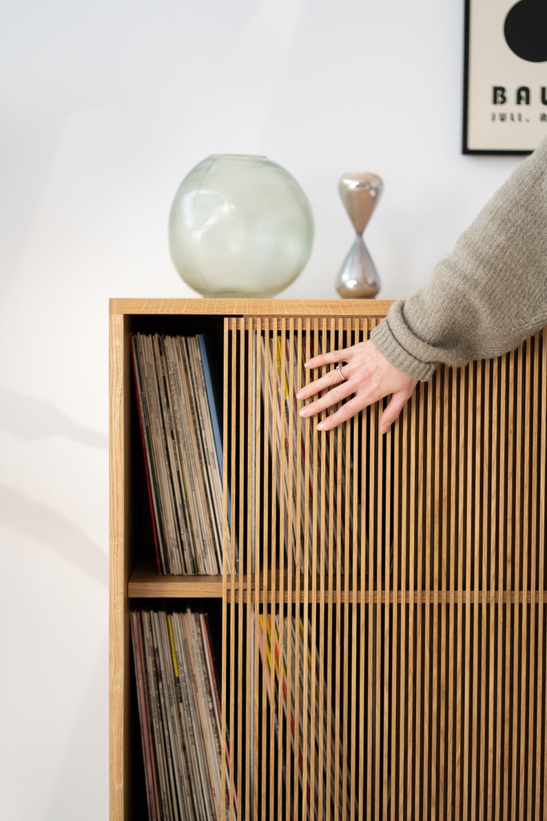 TONN High 101 | Oak Media Cabinet - Luxury Furniture by Cozie 